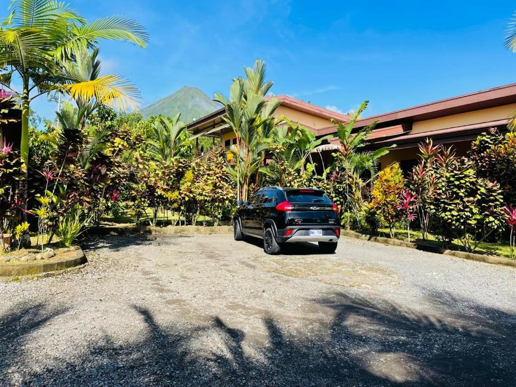 Aunty Arenal Lodge La Fortuna Exterior foto